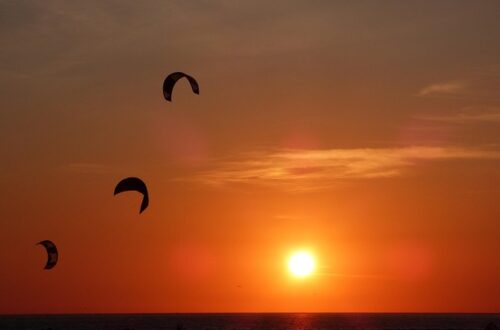 Vindens kraft: Dit eventyr starter med ucpa's kitesurfingkurser